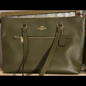 Coach Gallery Tote